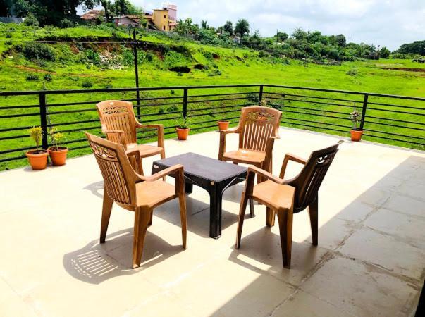 Royal Meadows - Igatpuri Bungalow B Exteriör bild